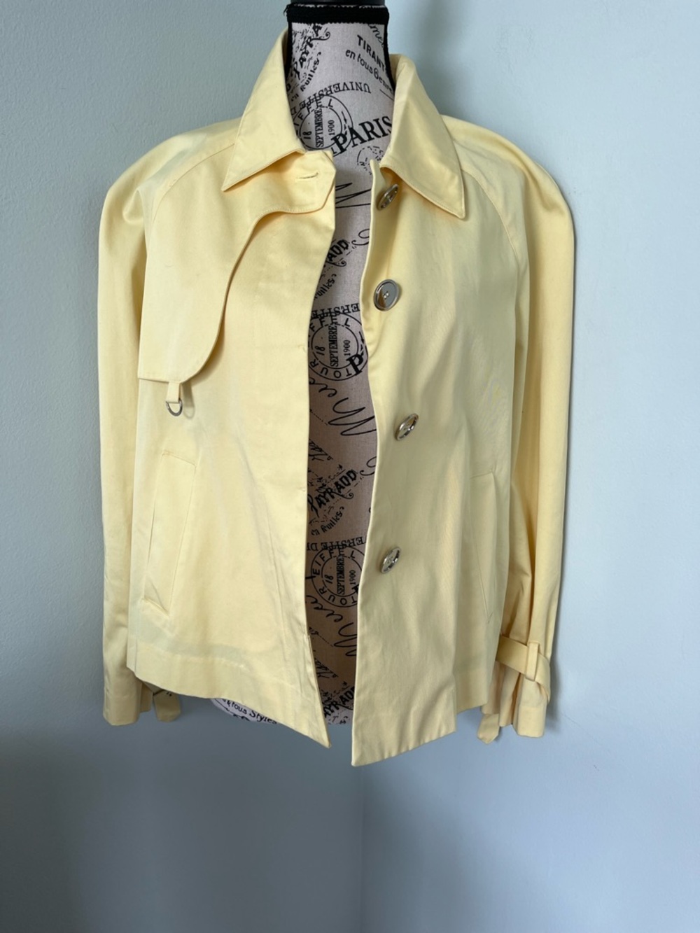 Anne Klein Pale Yellow Cropped Trench Jacket O